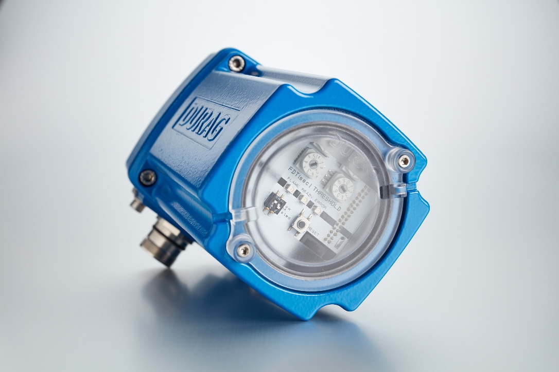 d-lx_110_flame_monitor_02